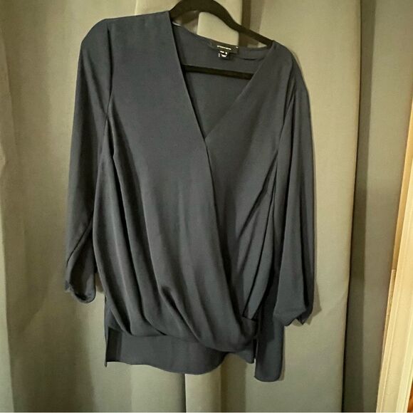 ✨ EUC Atmosphere Drape Front Blouse – Size 16 - Picture 1 of 4